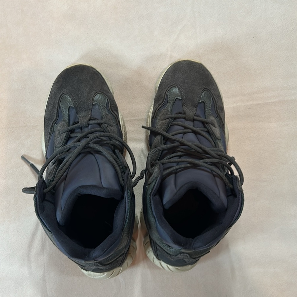adidas Yeezy 500 High - Picture 5 of 9